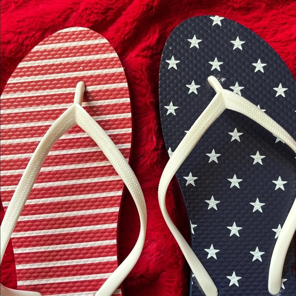 Old Navy Striped and Starry Flip Flops - Picture 3 of 3